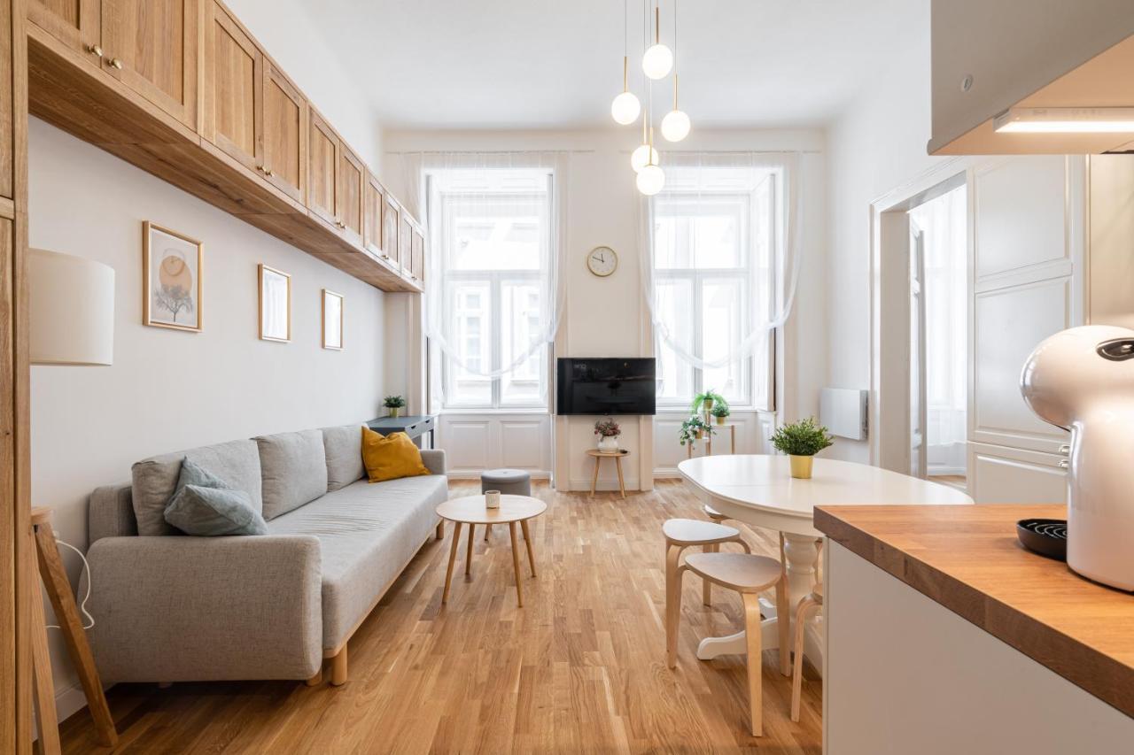 Sunset Treasure 3-Bdr Apartment Budapest Esterno foto