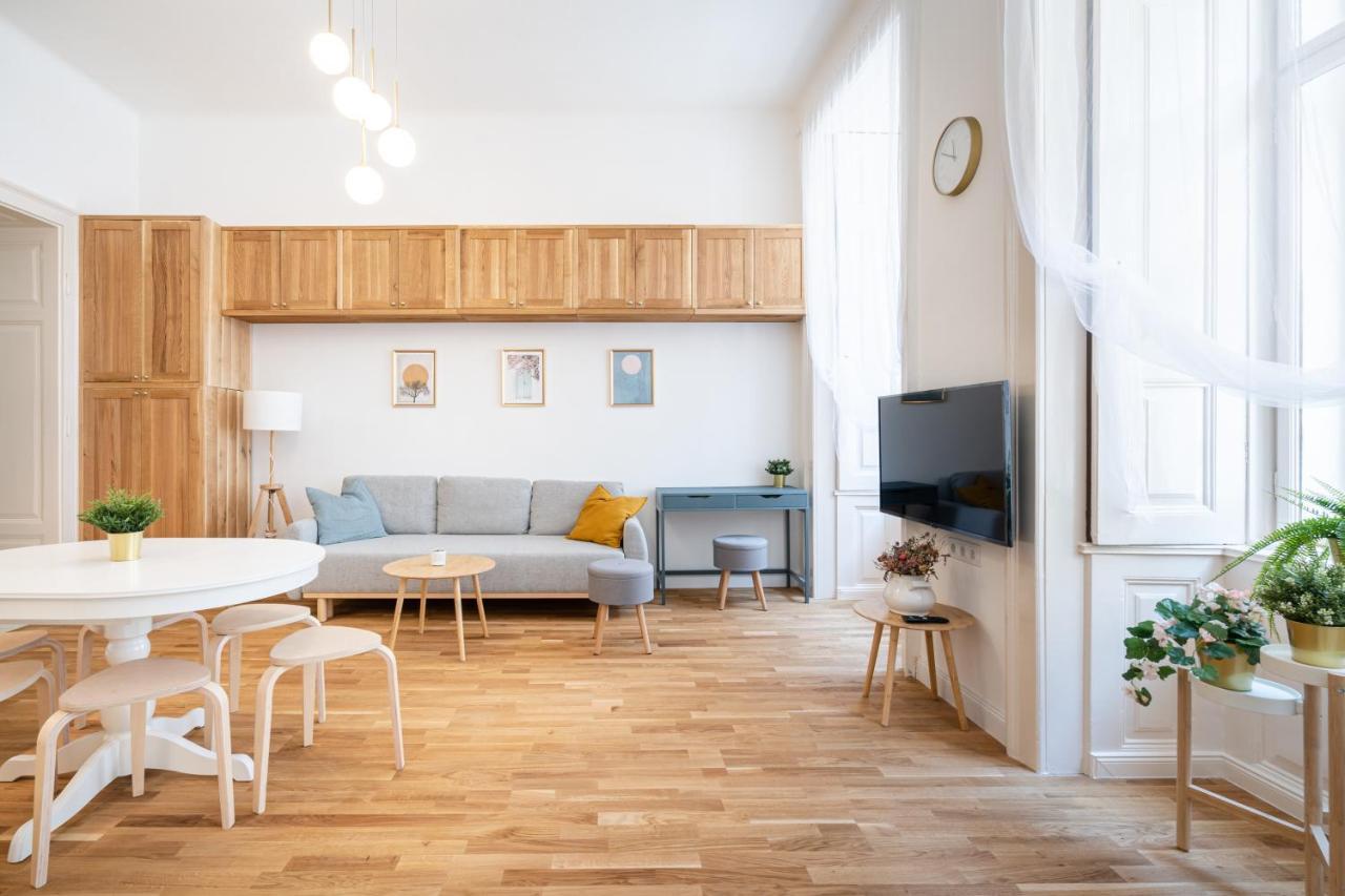 Sunset Treasure 3-Bdr Apartment Budapest Esterno foto